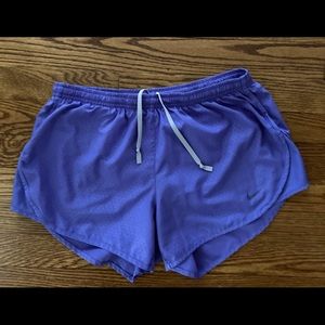 NIKE DRI FIT Tempo Shorts
